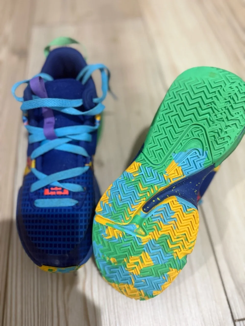 Nike‎ Kids Blue Multicolor Basketball Sneakers Limited Edition